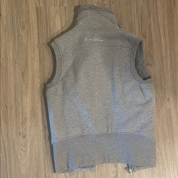 NWT Armani Exchange Gray Vest - Picture 5 of 7